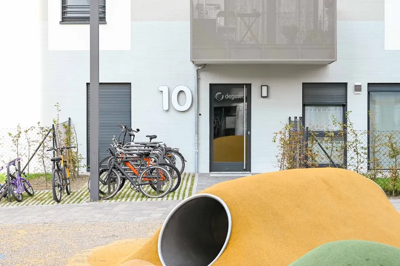 Neubau - 3 Zimmer mit Balkon — photo 1